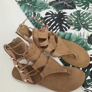 Sandal aldo color camel and gold